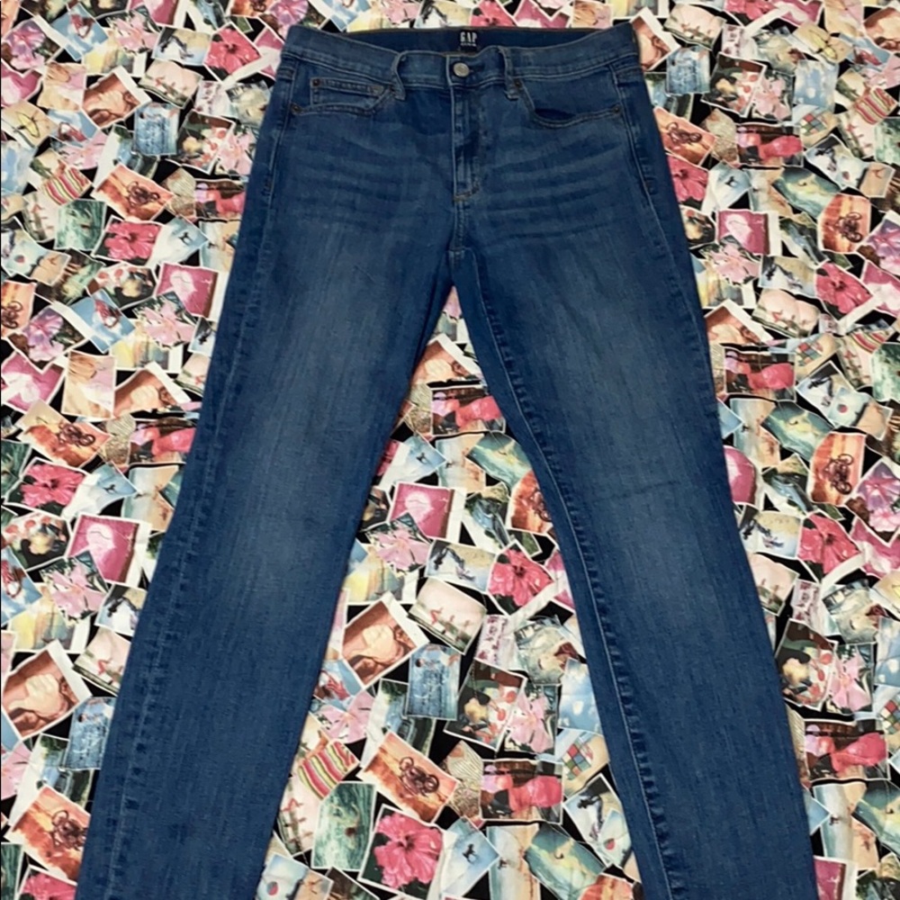 GAP STRETCH TRUE SKINNY in MEDIUM INDIGO